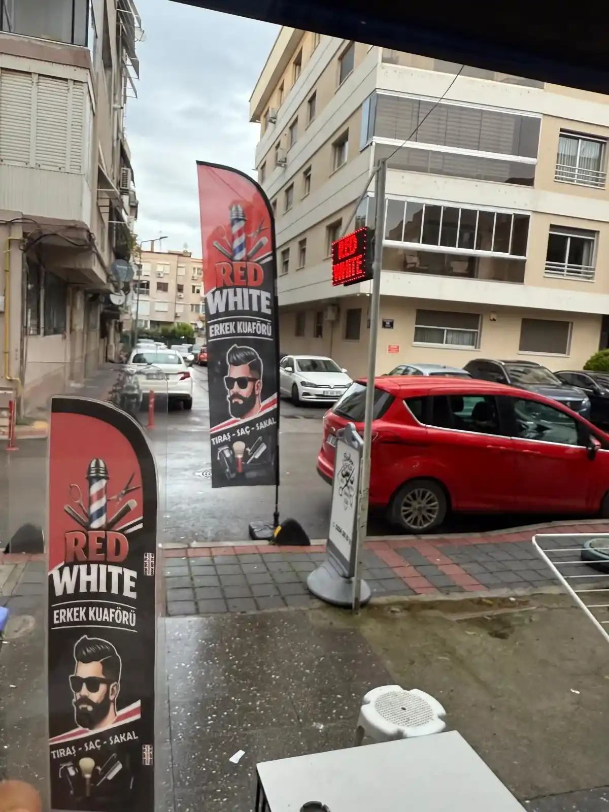 Erkek Kuaförü Olta Bayrağı-29